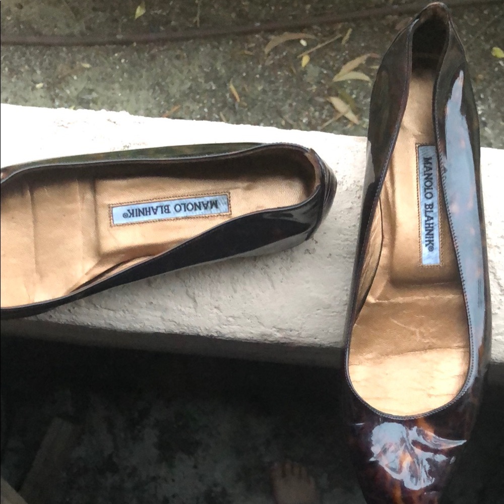 Manolo Blahnik Brown Flats with Classic Silhouette